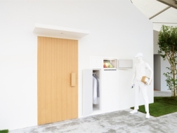 东京快递的未来 ：冰箱从室外打开的家