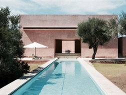 去西班牙旅行，可以住进哪些建筑师设计的作品里？