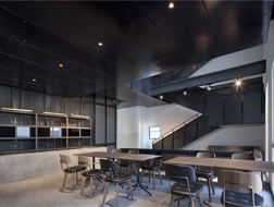 Garage 车库 / 夏至建筑视频