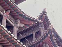 约翰·伍重镜头里的中国 | 纪念伍重百年诞辰