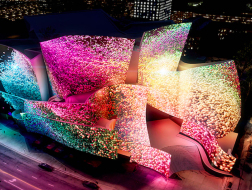 弗兰克·盖里的华特·迪士尼音乐厅被“梦幻改造”