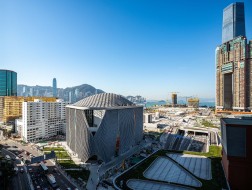 香港的现代梨园：西九戏曲中心 / 吕元祥建筑师事务所 + Revery Architecture