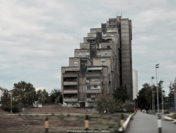 塞尔维亚：粗野主义建筑之美