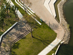 城市与河流的再连接：南通能达商务区生态绿轴 / 奥雅设计