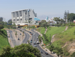 Grafton Architects在秘鲁建造了一座“当代马丘比丘”