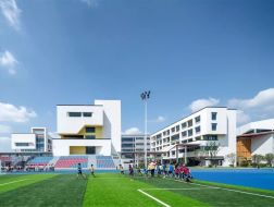 学校的姿态：上海青浦协和双语学校 / 上海实现建筑设计事务所