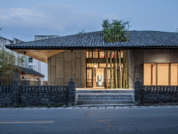 四川彭州小石村建筑设计实践：“同一屋檐下” / 时地建筑工作室