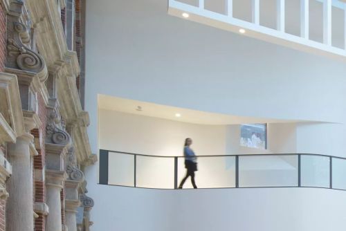 荷兰国立博物馆菲利普翼展馆：多次改造成就低调与复杂 / Cruz y Ortiz Arquitectos
