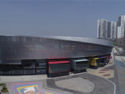 重庆巴南体育场外立面改造：多种尺度的平衡 / 都市架构