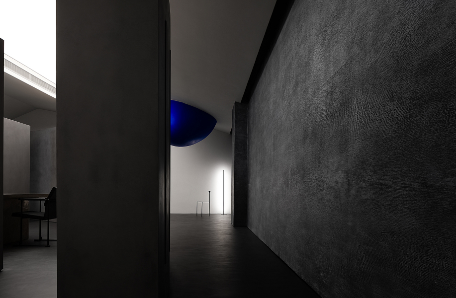 Novacolor艺术漆展厅:以材质质感构筑空间 / 艾克建筑
