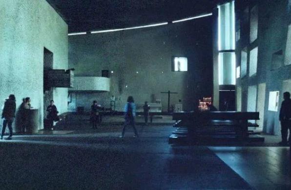 莫诺尔:柯布作品中的筒形拱母题与反地域性乡土建筑