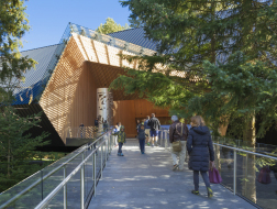 加拿大奥丹艺术博物馆：“退”到自然中去 / Patkau Architects