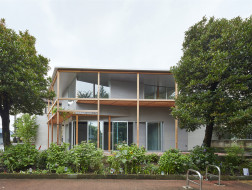 东京街边小屋Tenjintyo Terrace / Yoshitaka Suzuki and Associates