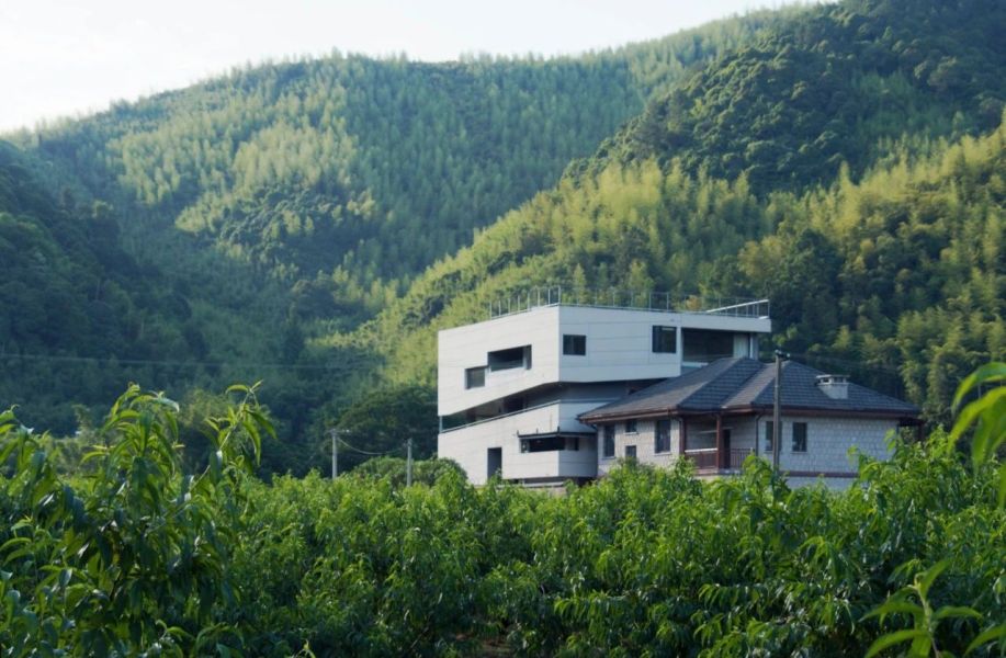 博风建筑新作：山村旅社“田畈里”