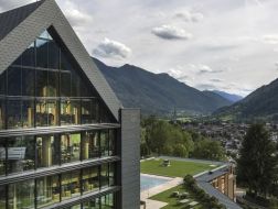 设计酒店58 | Lefay Resort & Spa Dolomiti：被多洛米蒂山脉拥在怀里