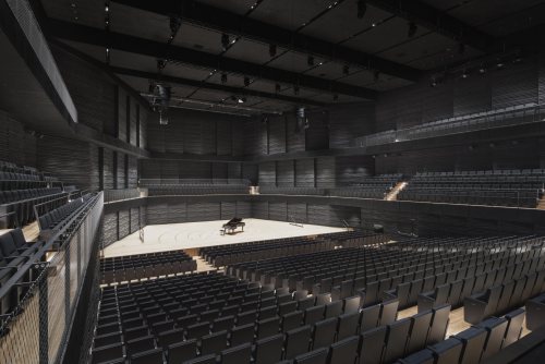 gmp新作：伊萨尔爱乐音乐厅，以木构模块化为改造赋能