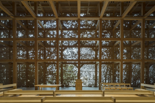 手塚建筑研究所新作：新岛之森，“树影”渗透下的光影空间