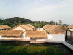 北京米棉庄园改造：材料的生命循环 / 十域建筑