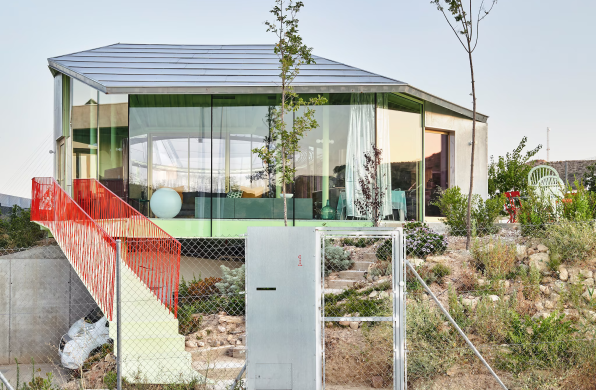 既是住宅也是生态调节器：政治创新研究室联合团队打造“气候之家”