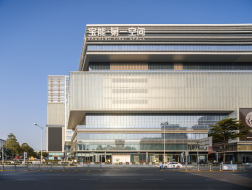 深圳宝能中心：跃动宝盒与摩天楼 / Aedas