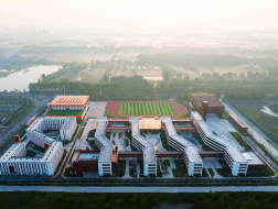 滨州渤海实验学校（基础教育部） / 中科院建筑设计研究院