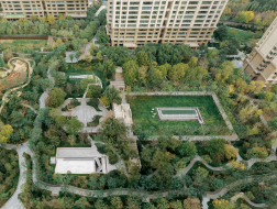 植根于社区景观：里向空间 - 北京缦合艺术中心 / BUZZ庄子玉工作室