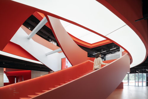 厦门红点设计博物馆 / STEPS大台阶建筑+协作派对