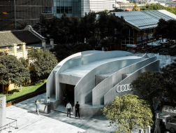 奥迪“形能可见”e-tron GT限时艺术展 / SODA建筑师事务所
