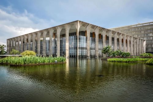 经典再读217 | 巴西外交部总部：尼迈耶打造的现代宫殿
