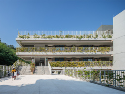 逐级向上：深圳福田区实验教育集团侨香学校（北校区） / 申都设计深圳分公司