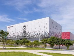 桃园会展中心：桃花纷落 / JJP潘冀联合建筑师事务所
