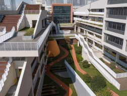 深圳市龙华区清泉外国语学校初中部 / 一境建筑设计