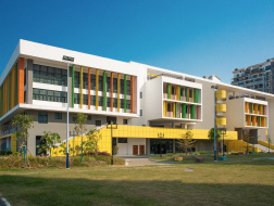 南宁市中兴小学扩建 / 广西中盛建筑设计