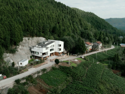 达州渠县母亲之宅 / 門口建筑工作室