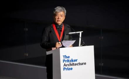 刘家琨：建筑最动人之处，是大象般的笨拙与敏感｜2025普奖得主获奖辞