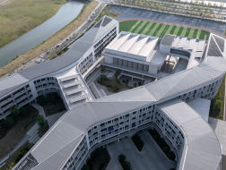 南京大学苏州附属小学 / 启迪设计集团
