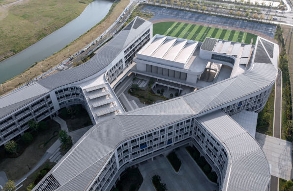南京大学苏州附属小学 / 启迪设计集团