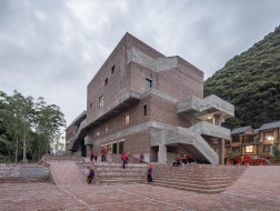 地方工作室作品：江华瑶族水口镇如意村，文化服务中心及特色工坊