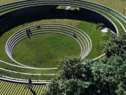 七个圆环，把校园“藏”进火山地脉：墨西哥学校在建方案